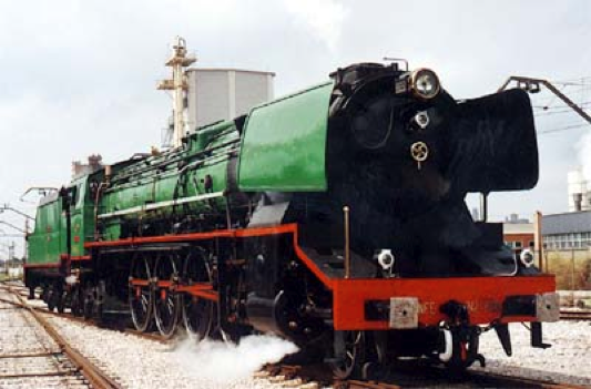 Locomotora 242F-2009, del Museo del Ferrocarril
